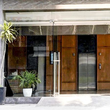 Super Townhouse Pbg Mall Vashi Turambhe 外观 照片